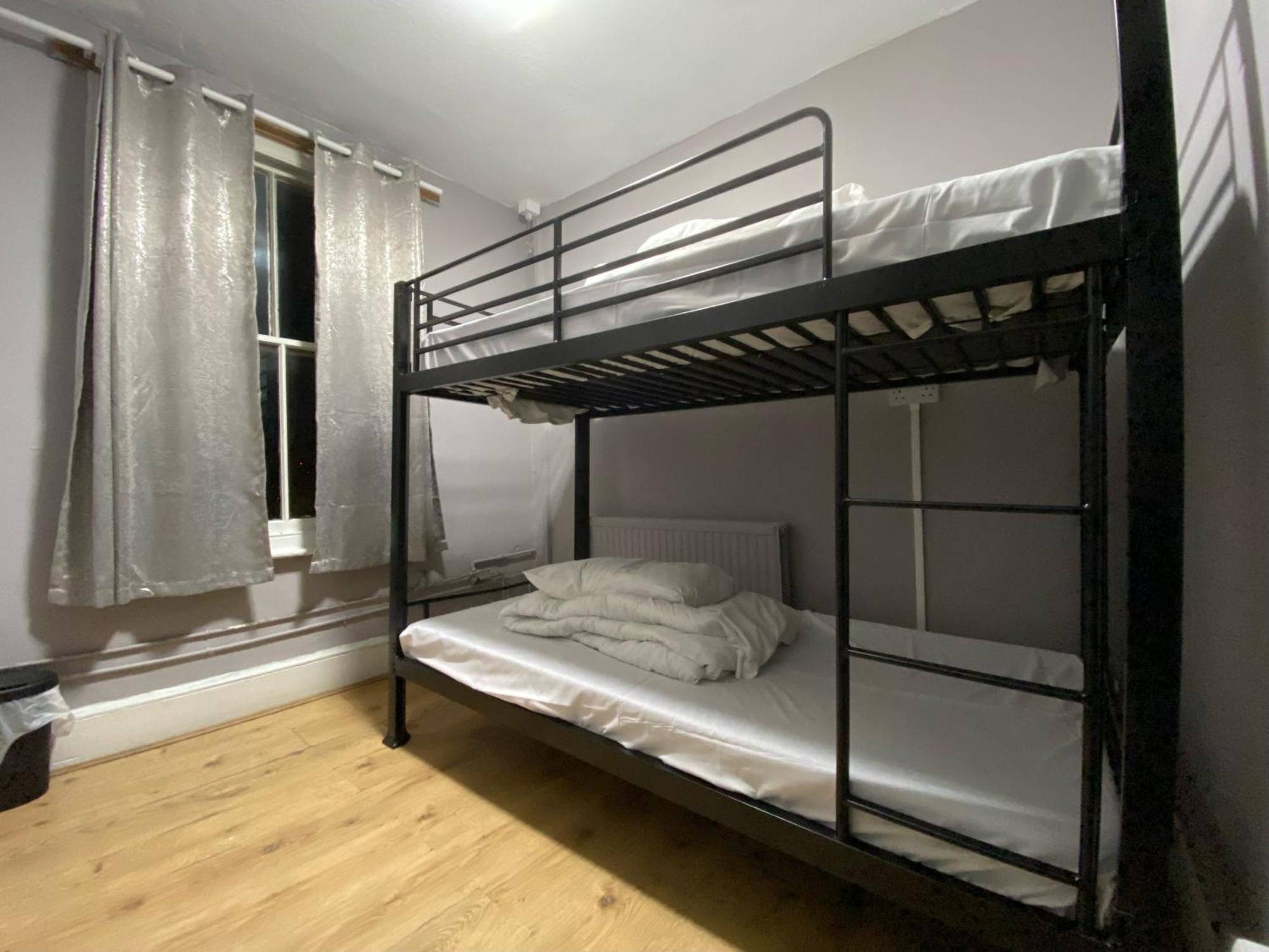 Queen Elizabeth Hostel Лондон Екстер'єр фото