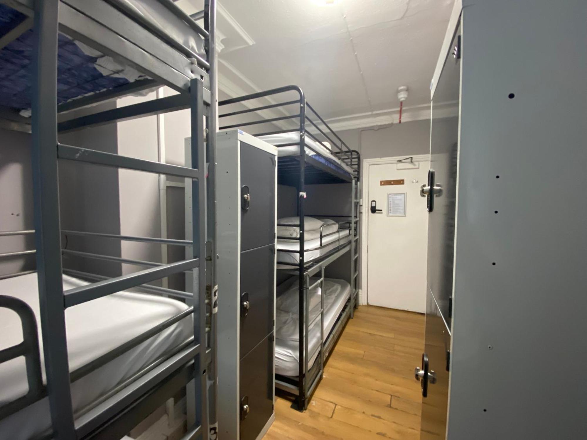 Queen Elizabeth Hostel Лондон Екстер'єр фото