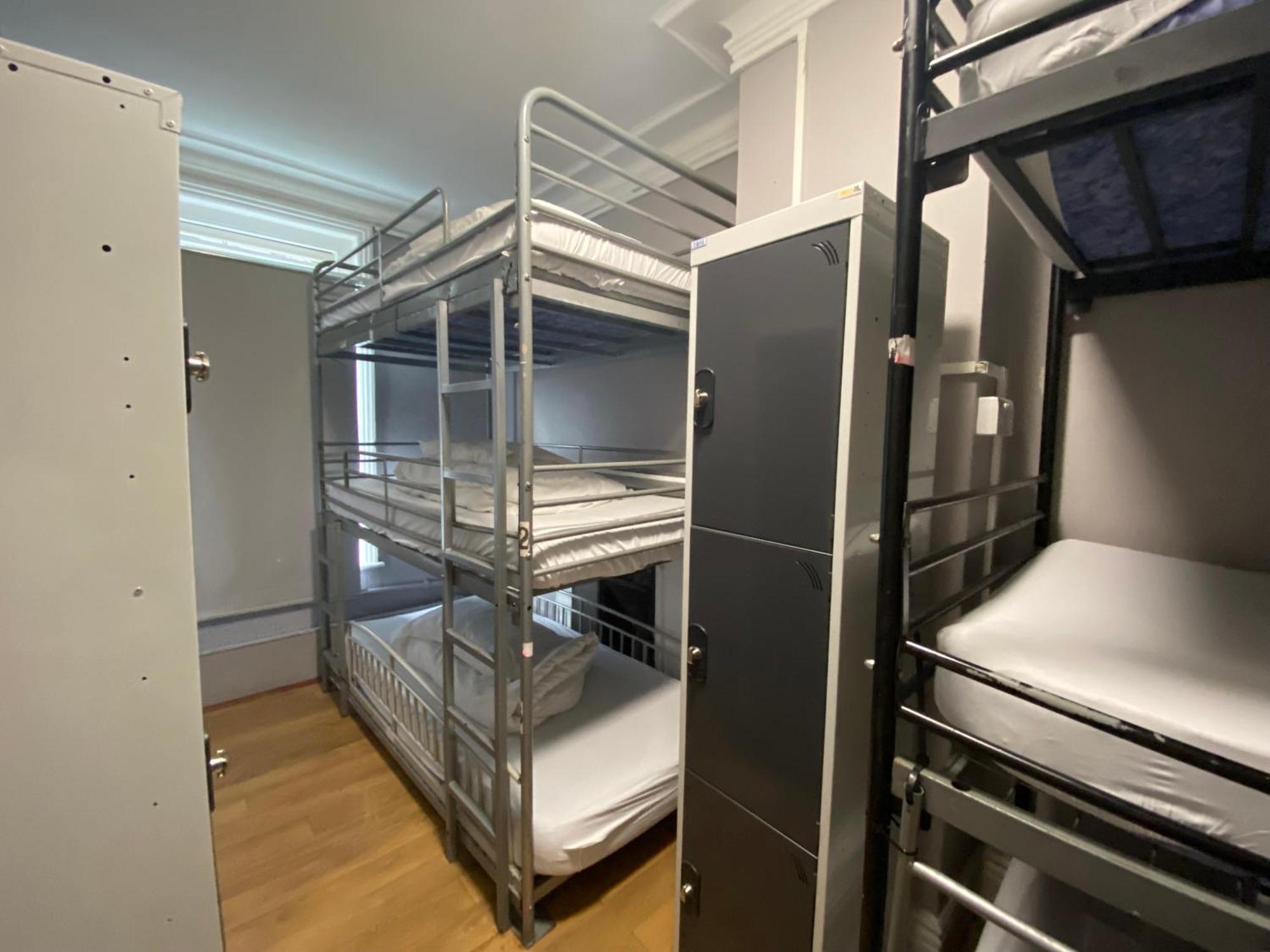 Queen Elizabeth Hostel Лондон Екстер'єр фото
