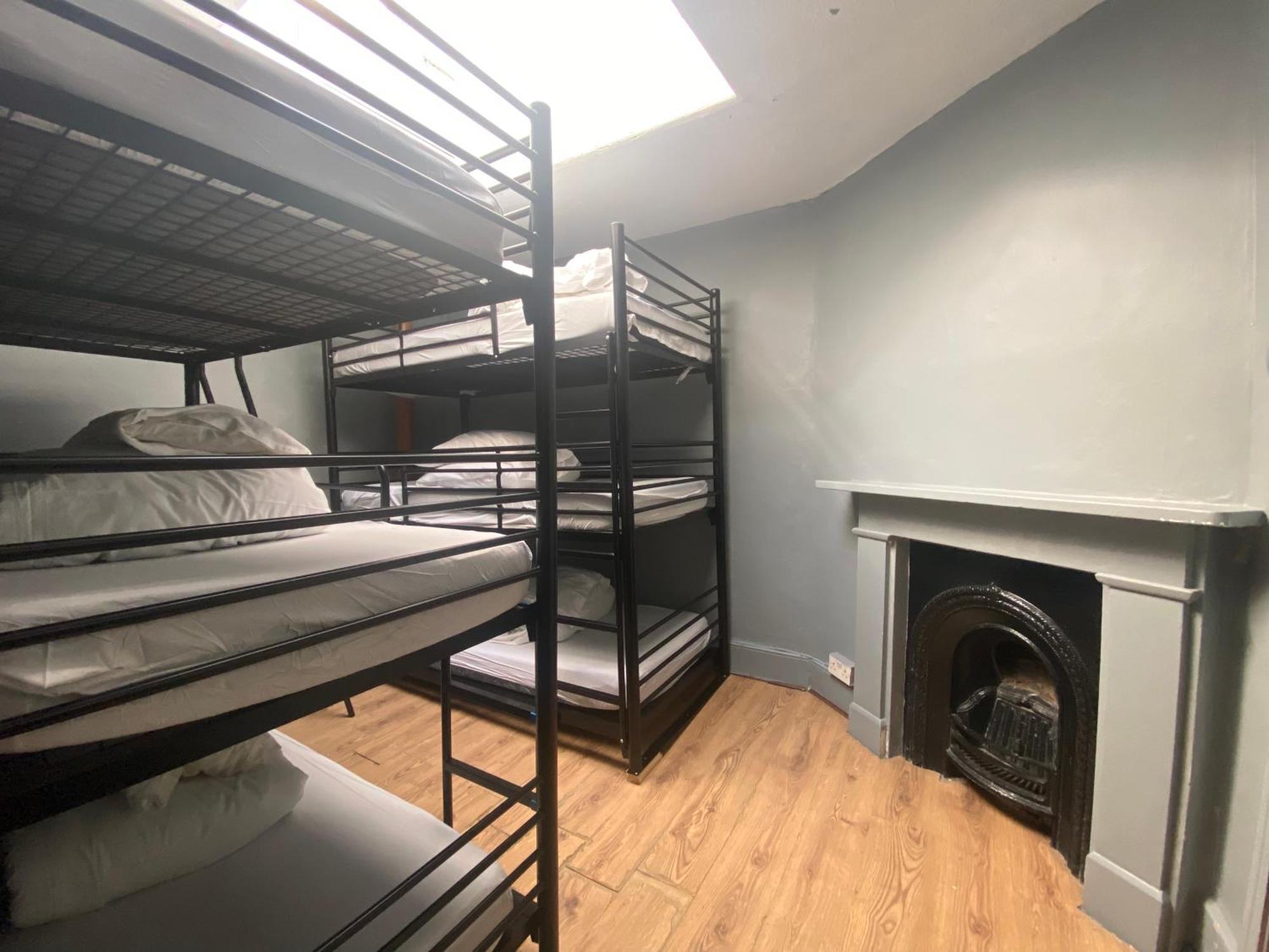 Queen Elizabeth Hostel Лондон Екстер'єр фото